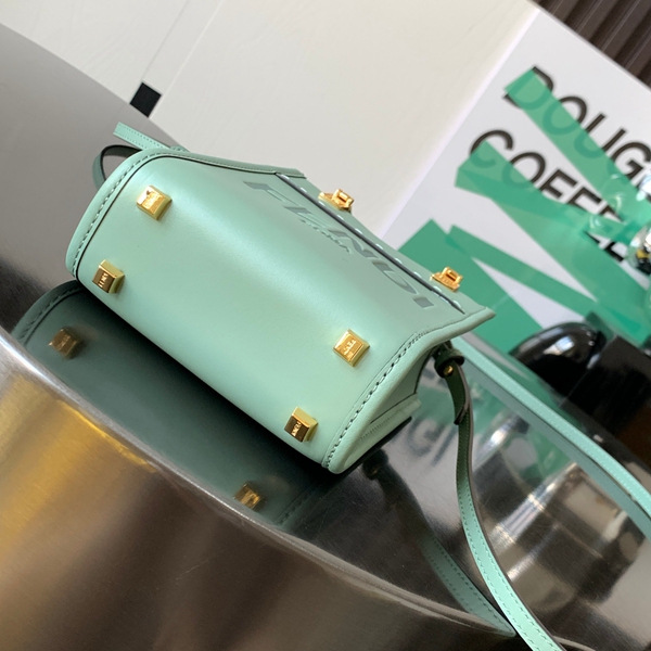 スーパーコピーブランドバッグ内部構造